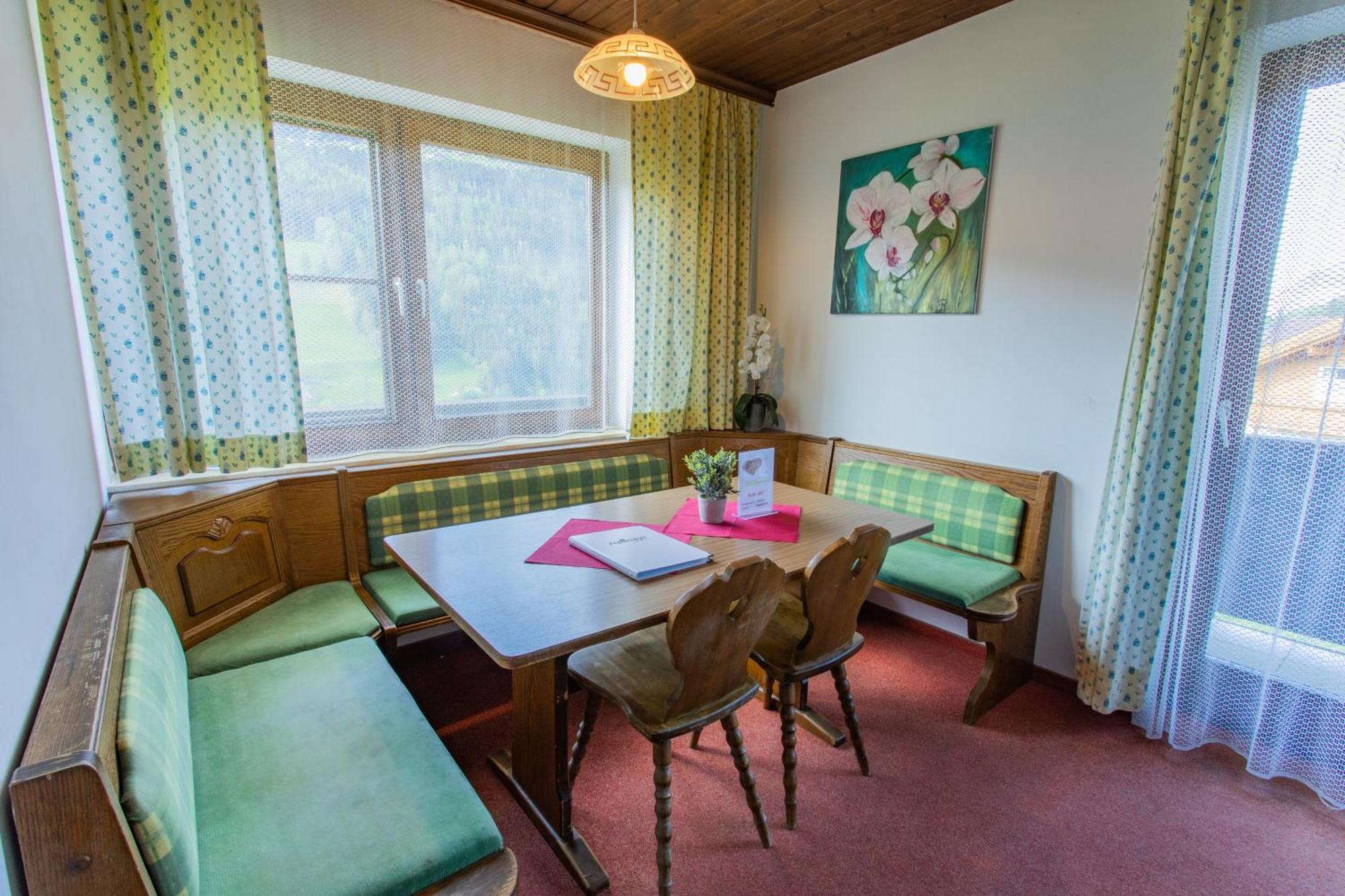 Huberhof 6 By Alpenidyll *