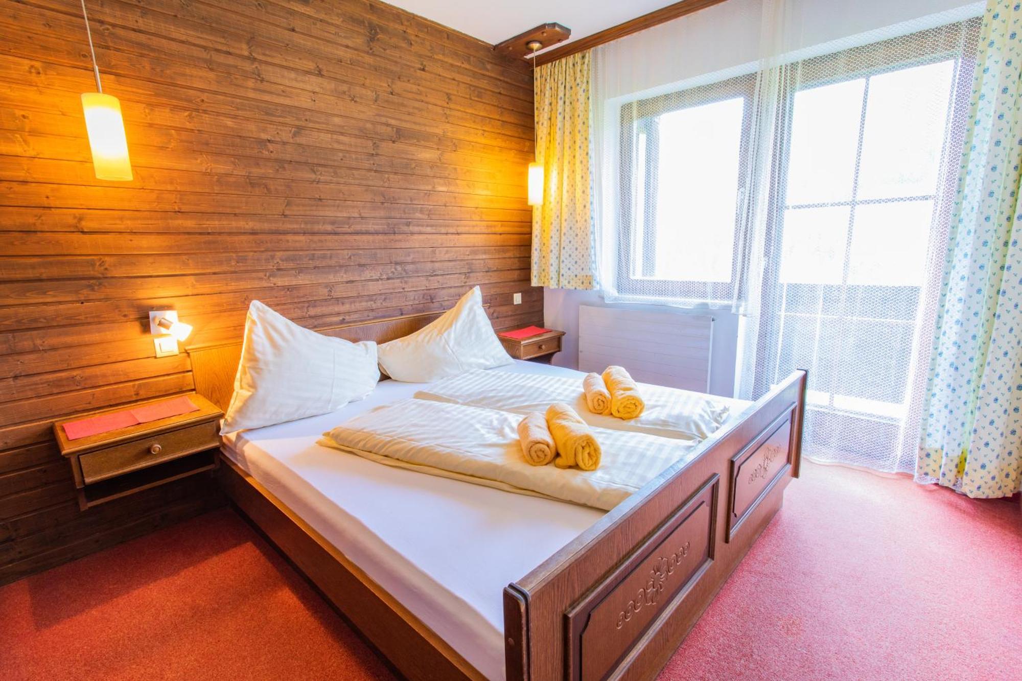 Huberhof 6 By Alpenidyll * Schladming